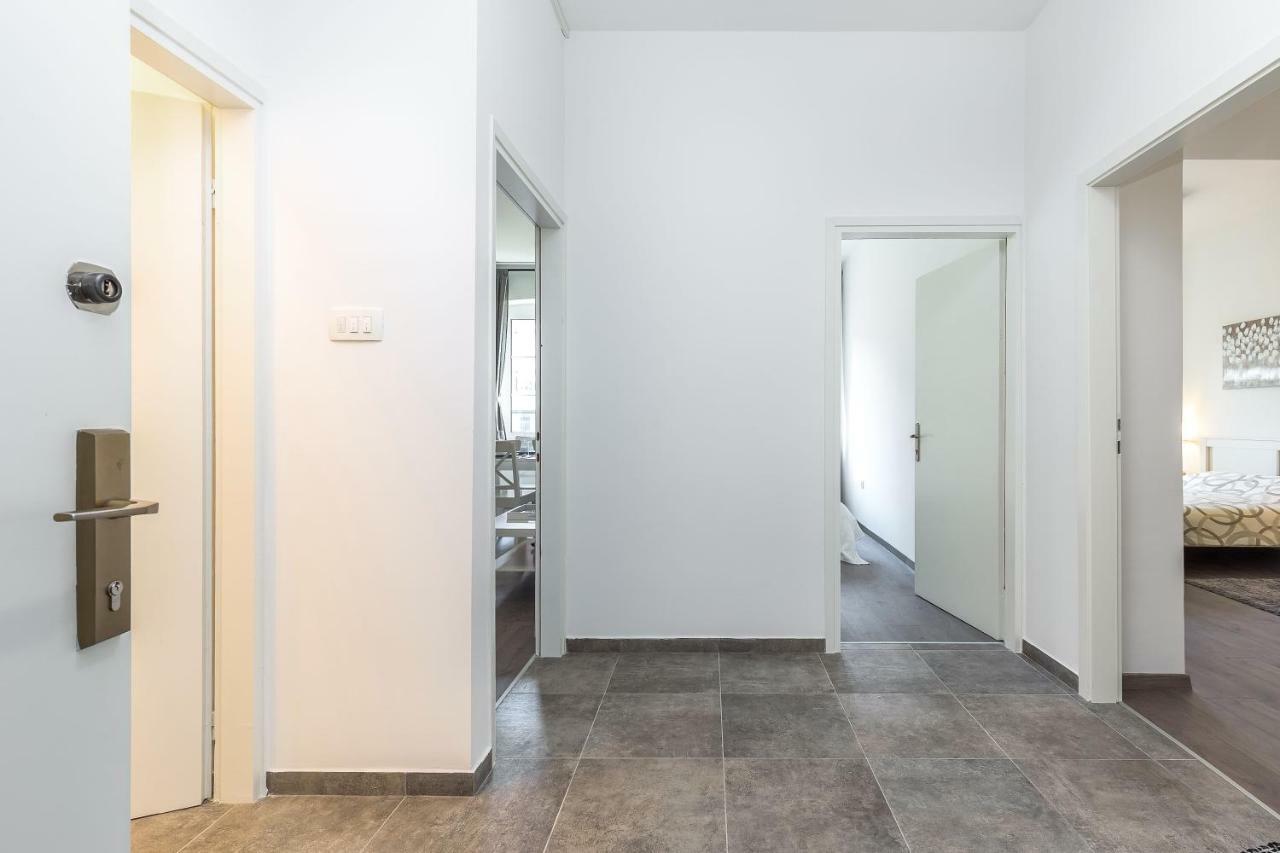 Stay In Rijeka Exterior photo